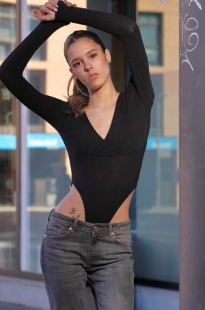 Abril_GorgeousGroup2
