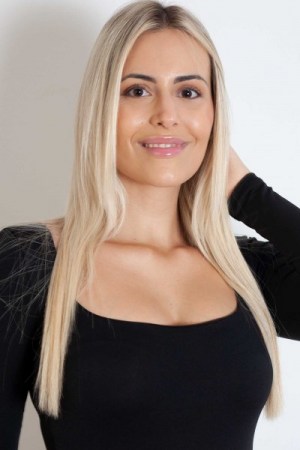 Carla_GorgeousGroup1