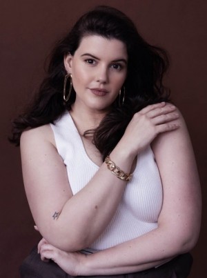 Lucy_GorgeousGroup2