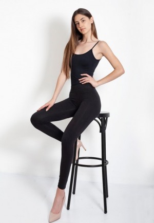 NORA_H_GorgeousGroup-3