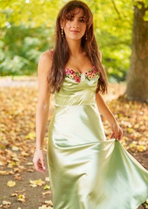 Nora_GorgeousGroup7