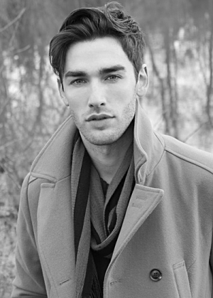 Romain_GorgeousGroup8