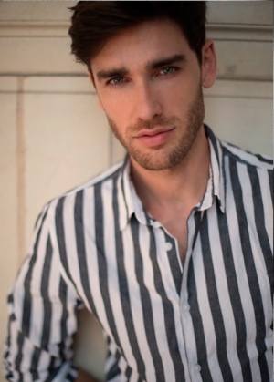 Romain_GorgeousGroup9