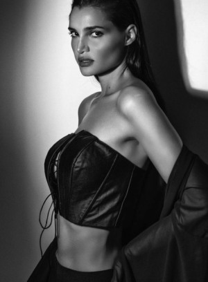 Valentina32