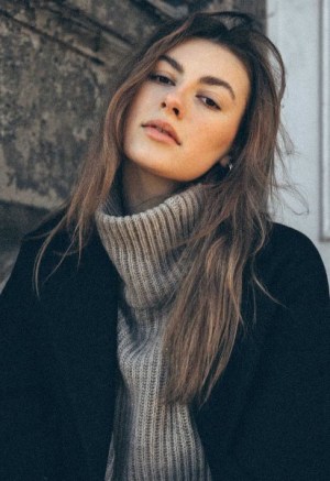 Vivien_GorgeousGroup10
