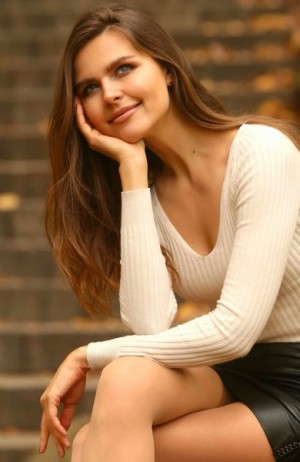 Yulia_GorgeousGroup16