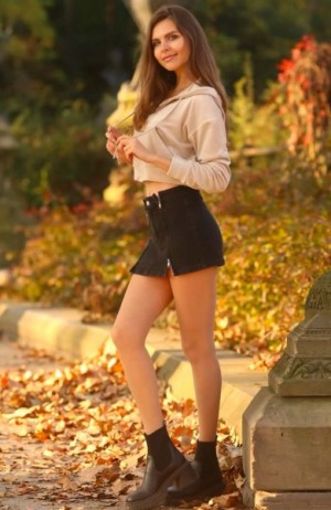 Yulia_GorgeousGroup17