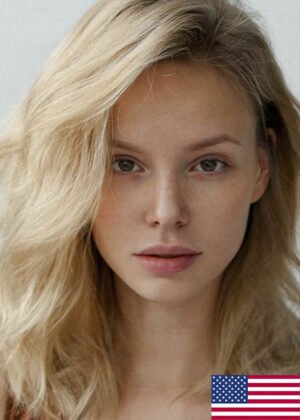 CLAUDIA S.