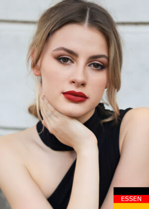 VIVIEN
